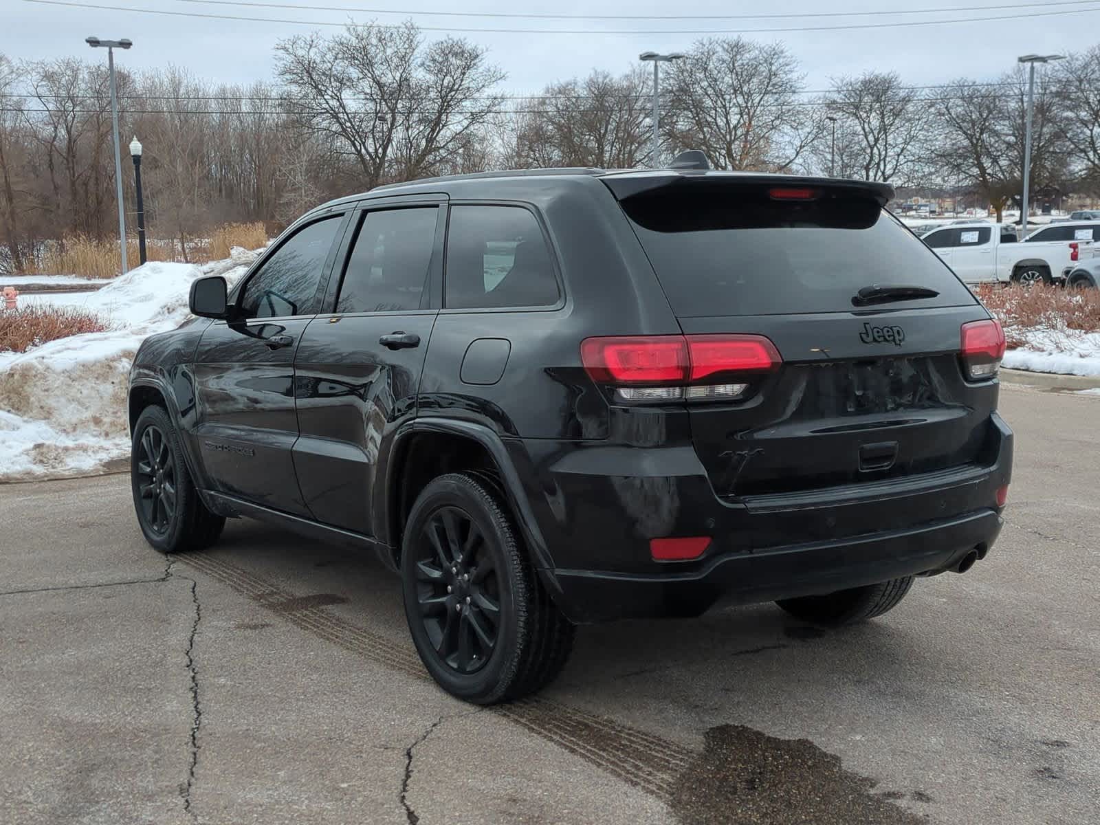 Thumbnail: 2020 Jeep Grand Cherokee - 6