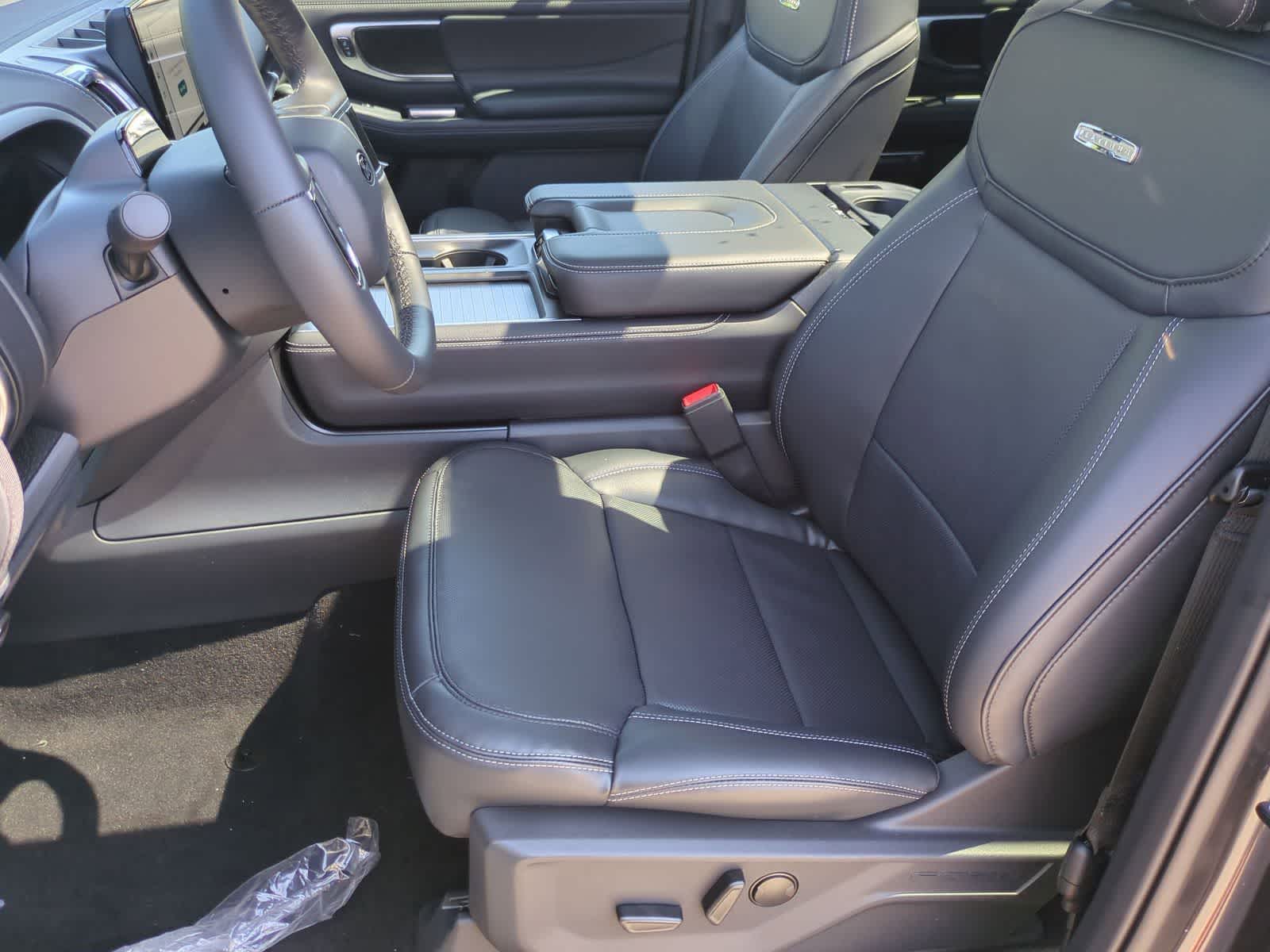 Thumbnail: 2026 Ford Expedition MAX - 16