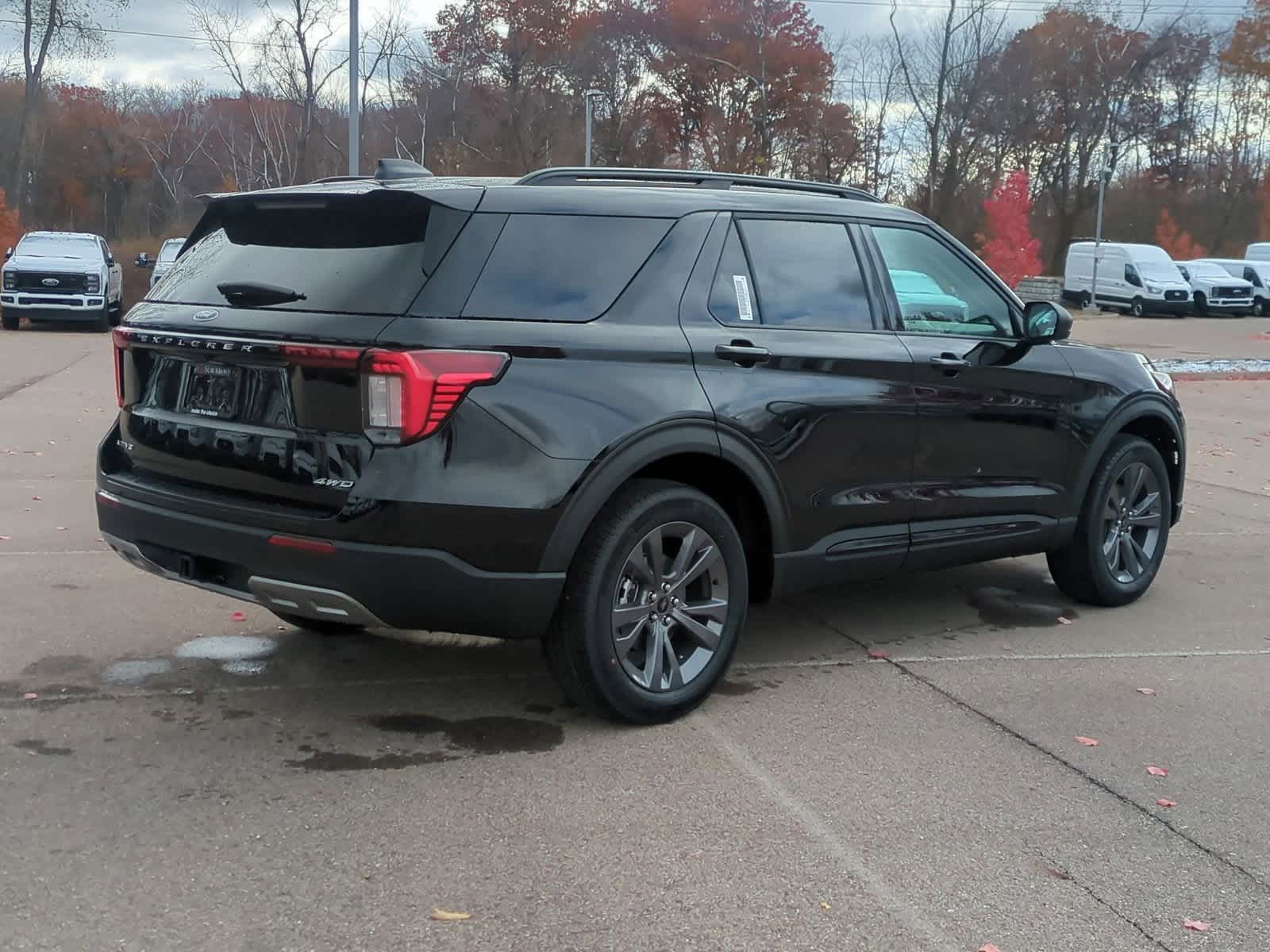 Thumbnail: 2026 Ford Explorer - 8