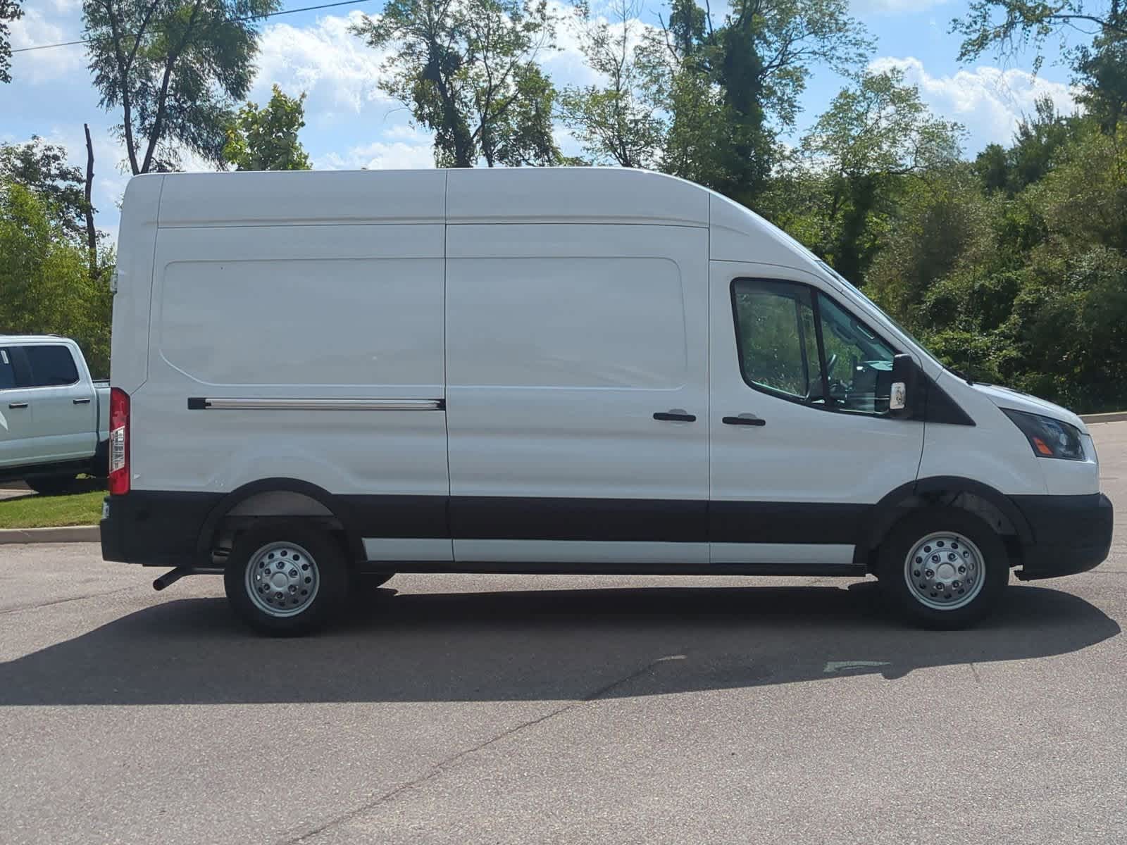 Thumbnail: 2025 Ford Transit Series - 9