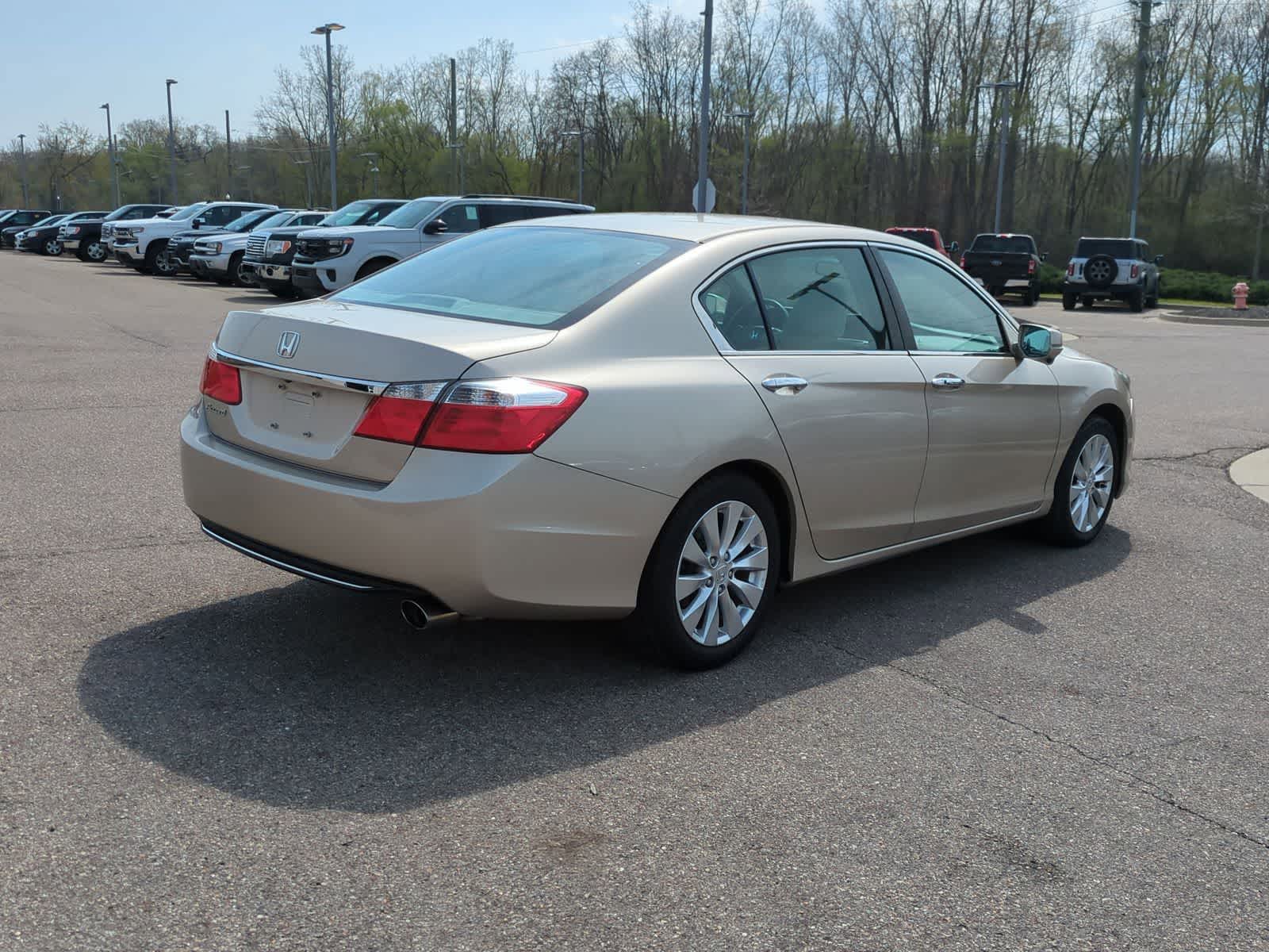 Thumbnail: 2015 Honda Accord - 8