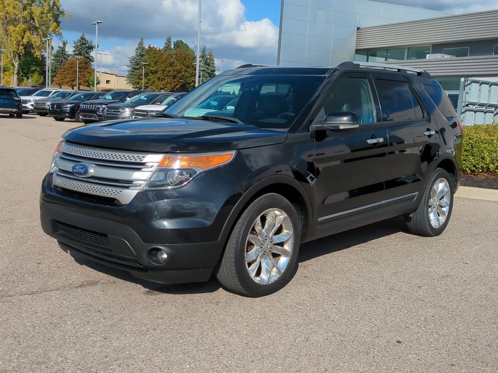 Thumbnail: 2012 Ford Explorer - 4