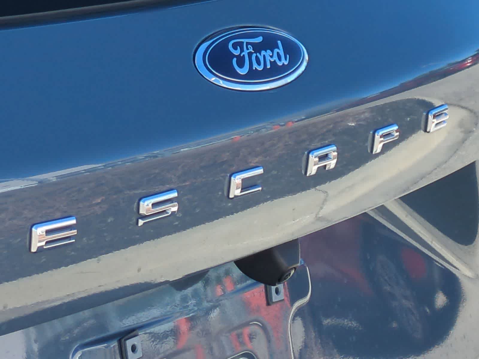 Thumbnail: 2023 Ford Escape - 13