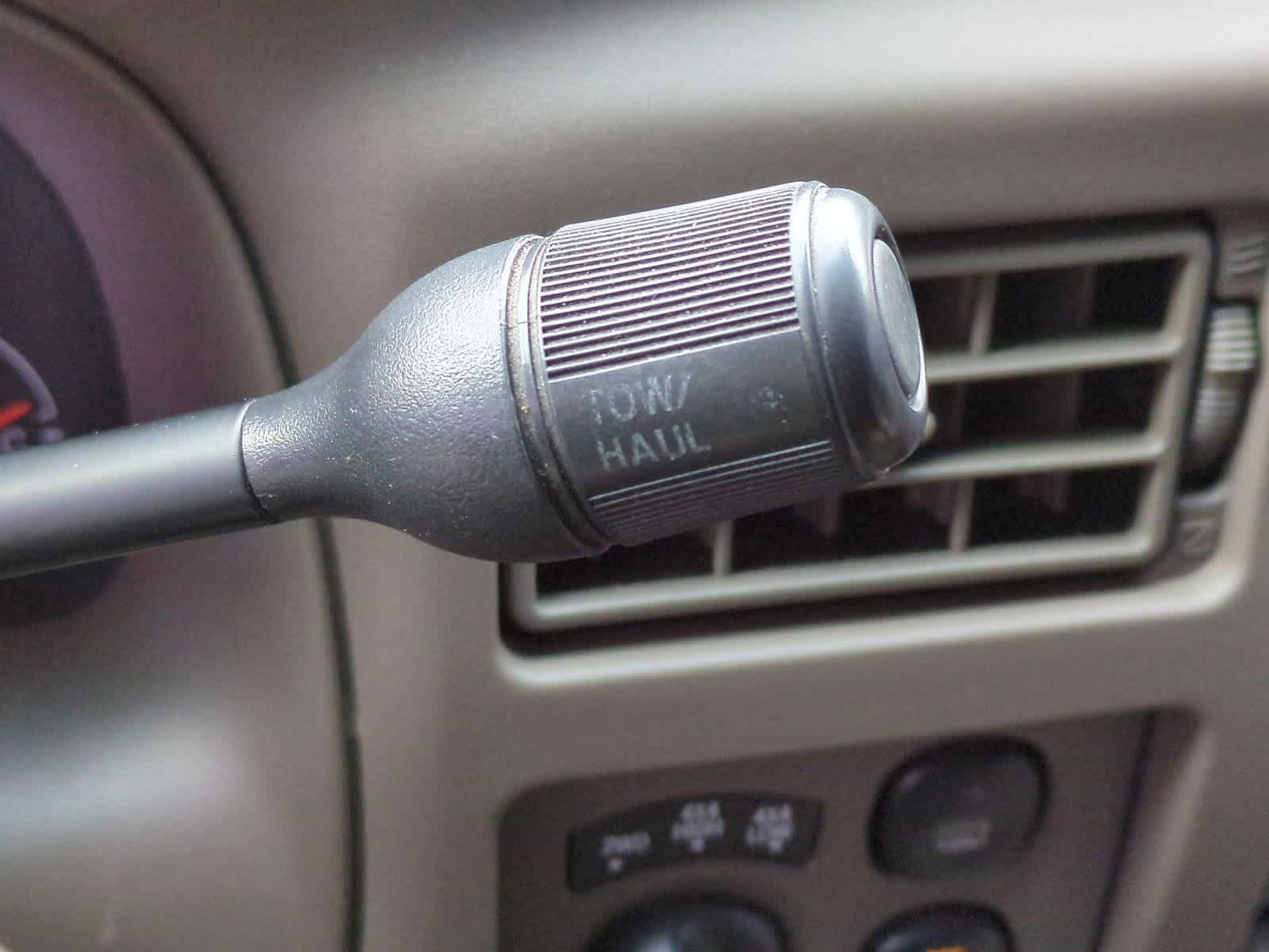 Thumbnail: 2004 Ford Excursion - 29