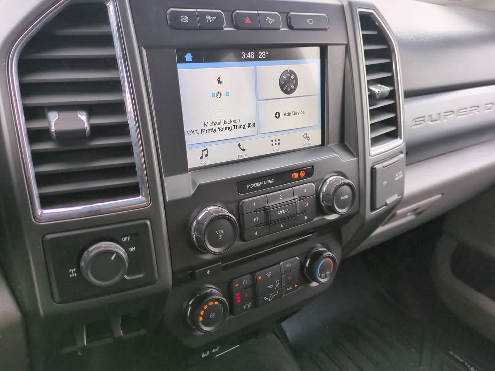 Thumbnail: 2017 Ford Econoline - 26