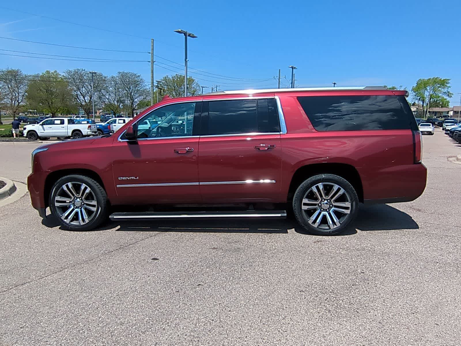 Thumbnail: 2019 GMC Yukon XL - 5