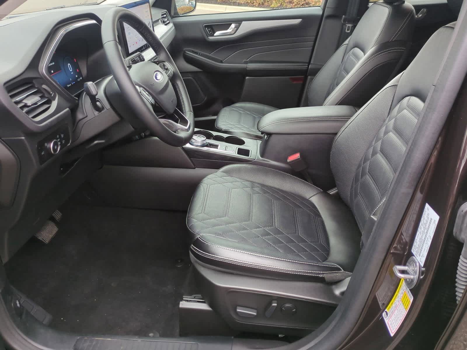 Thumbnail: 2023 Ford Escape - 16