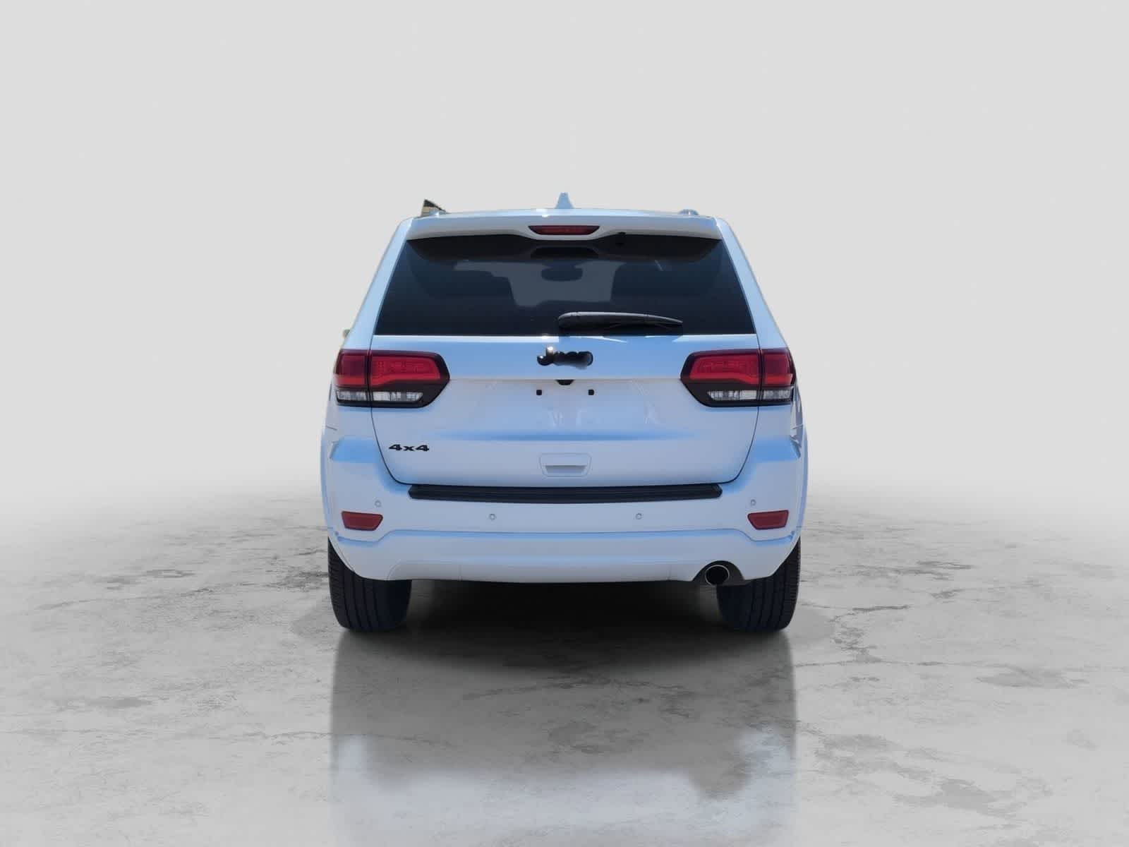 Thumbnail: 2020 Jeep Grand Cherokee - 7