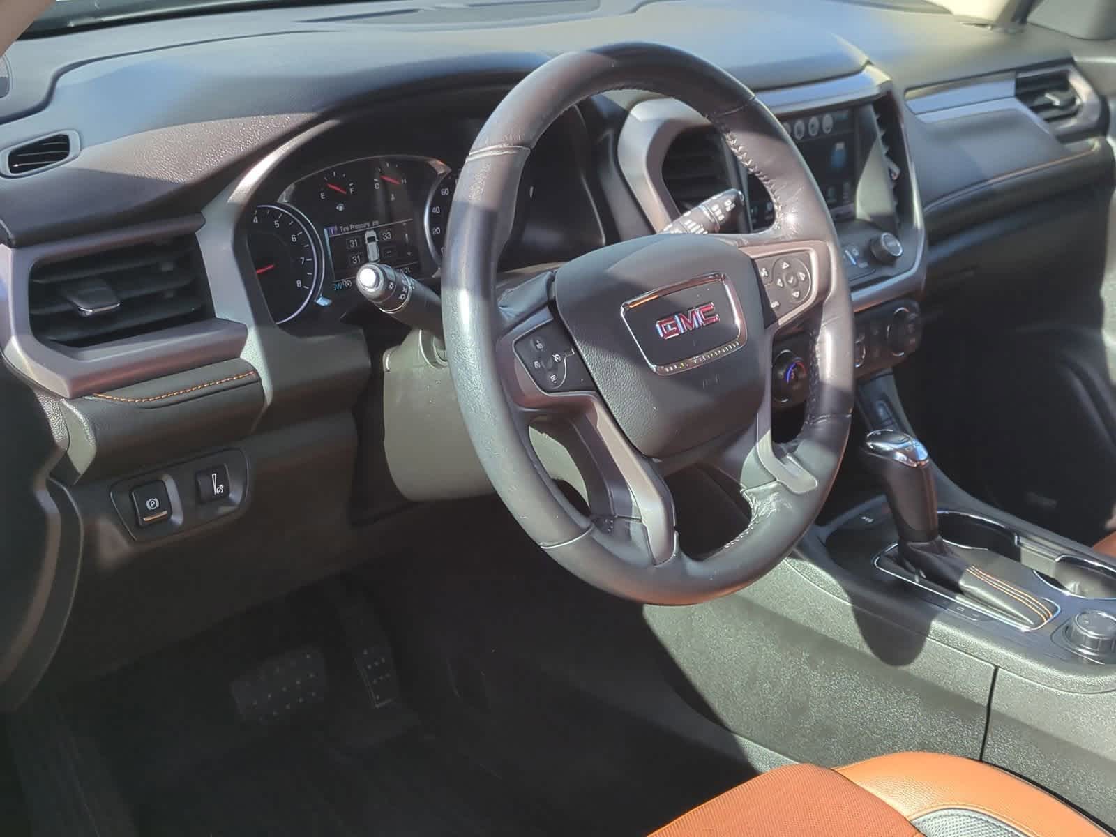 Thumbnail: 2017 GMC Acadia - 10