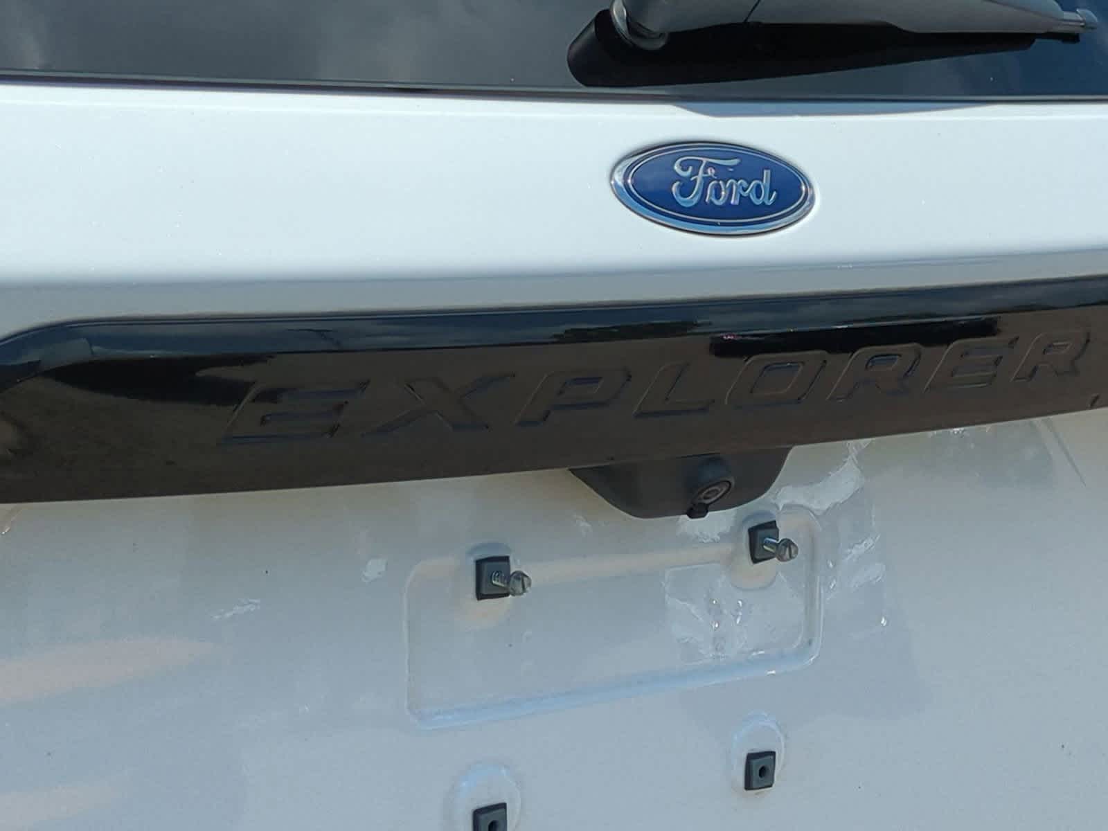 Thumbnail: 2021 Ford Explorer - 13
