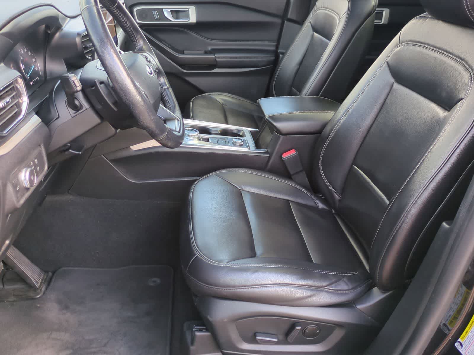 Thumbnail: 2020 Ford Explorer - 16