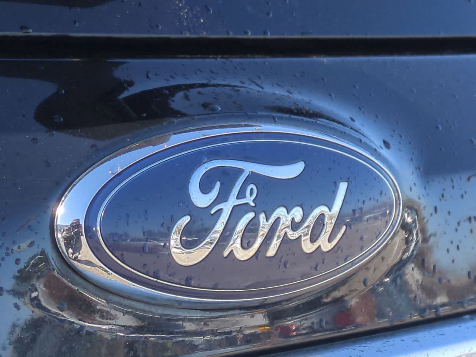 Thumbnail: 2017 Ford Explorer - 12