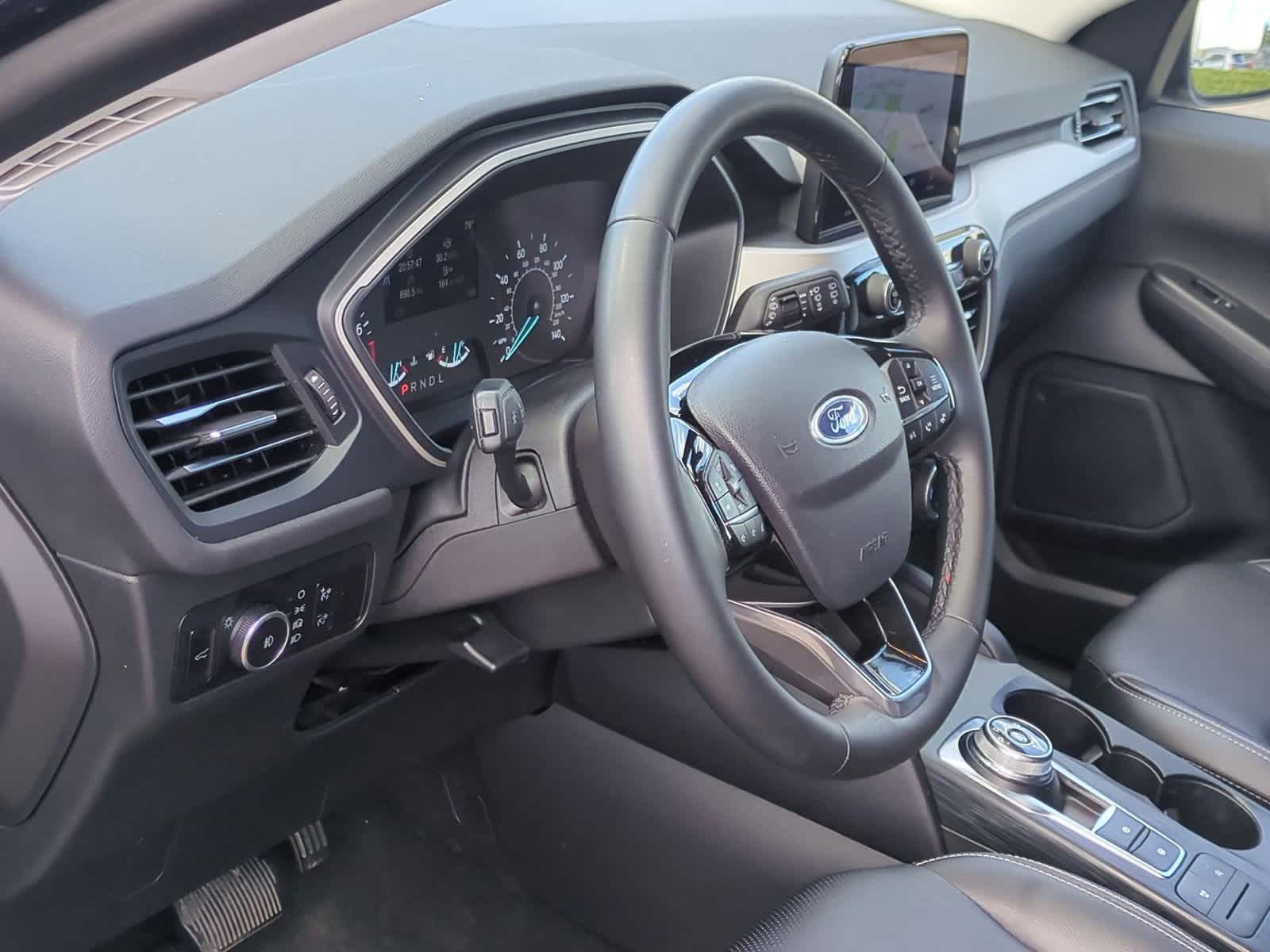 Thumbnail: 2022 Ford Escape - 10