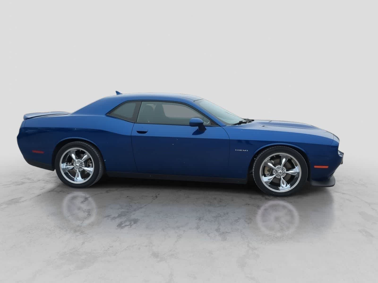 Thumbnail: 2022 Dodge Challenger - 9