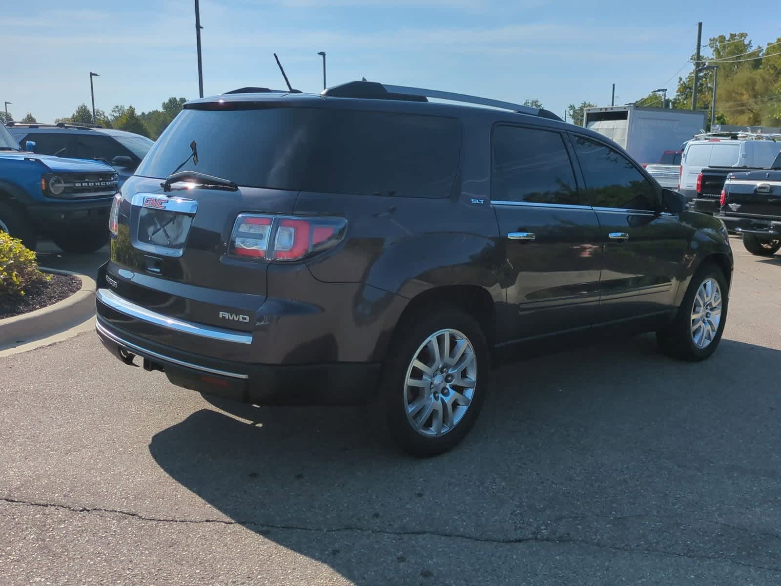 Thumbnail: 2015 GMC Acadia - 8