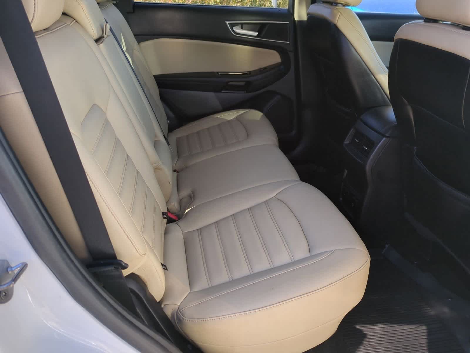 Thumbnail: 2020 Ford Edge - 20