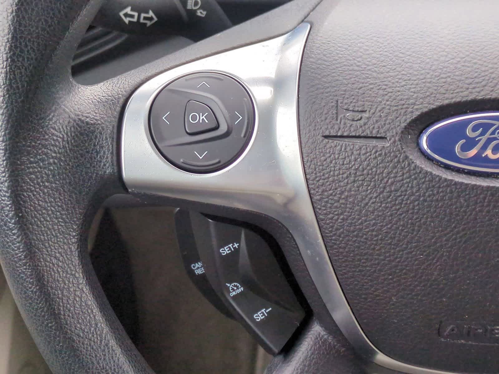 Thumbnail: 2013 Ford Escape - 23