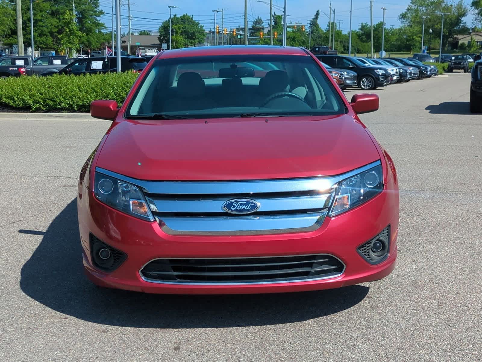 Thumbnail: 2010 Ford Fusion - 3