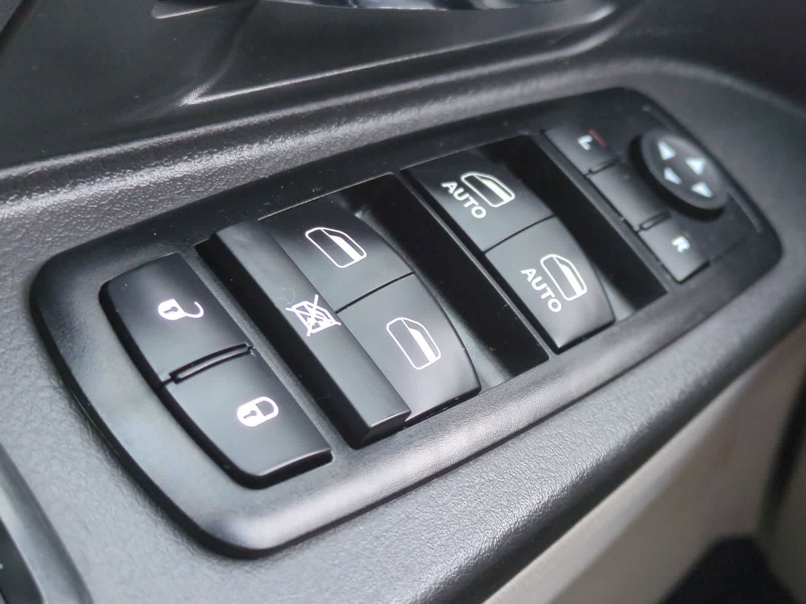 Thumbnail: 2008 Dodge Grand Caravan - 26