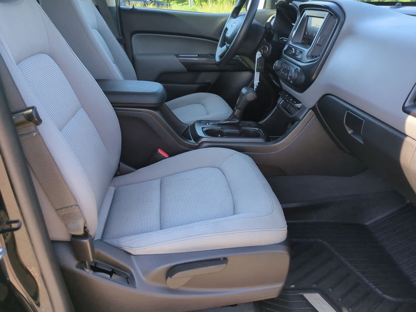 Thumbnail: 2021 Chevrolet Colorado - 21