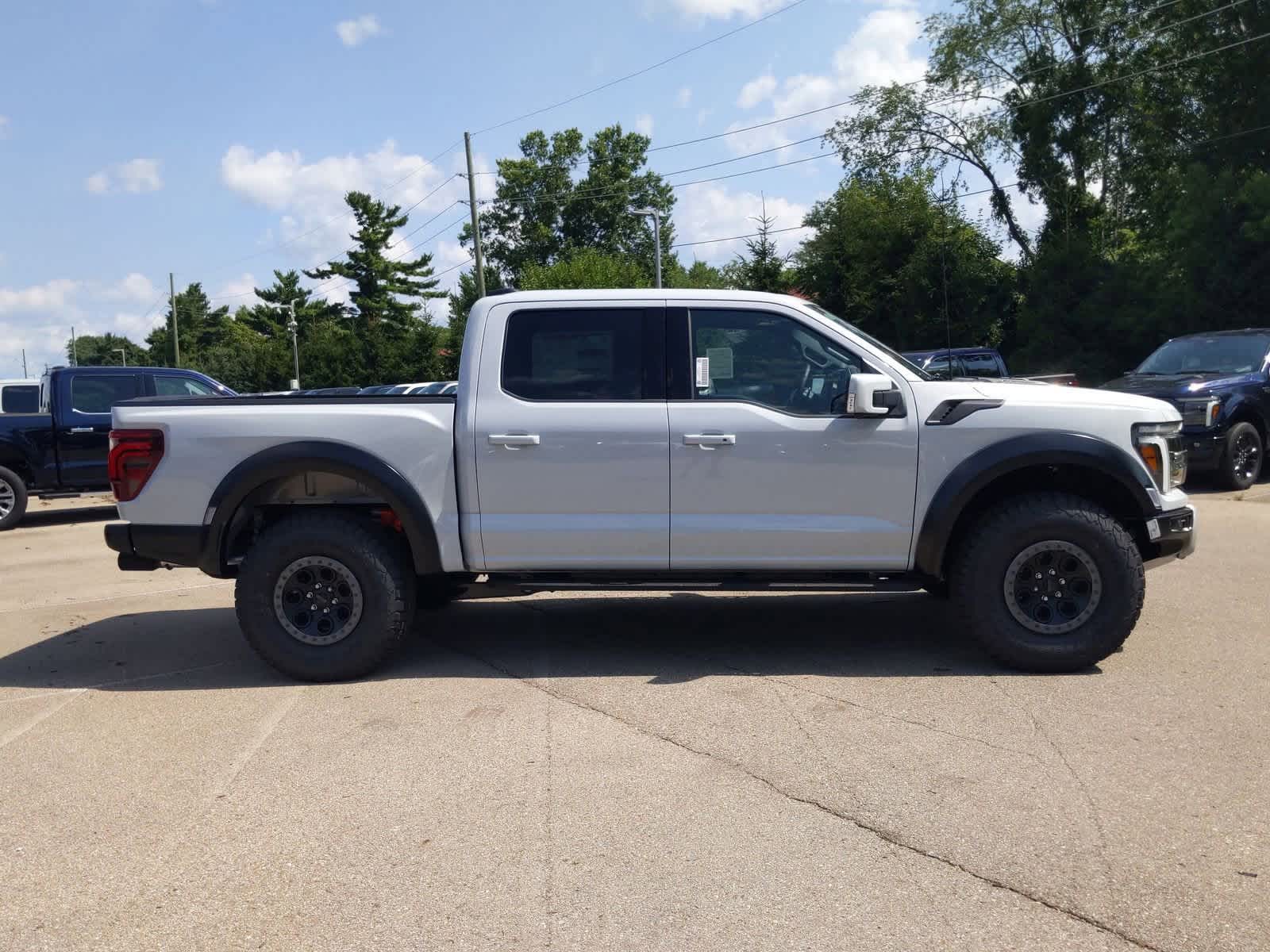 Thumbnail: 2025 Ford F-150 - 9