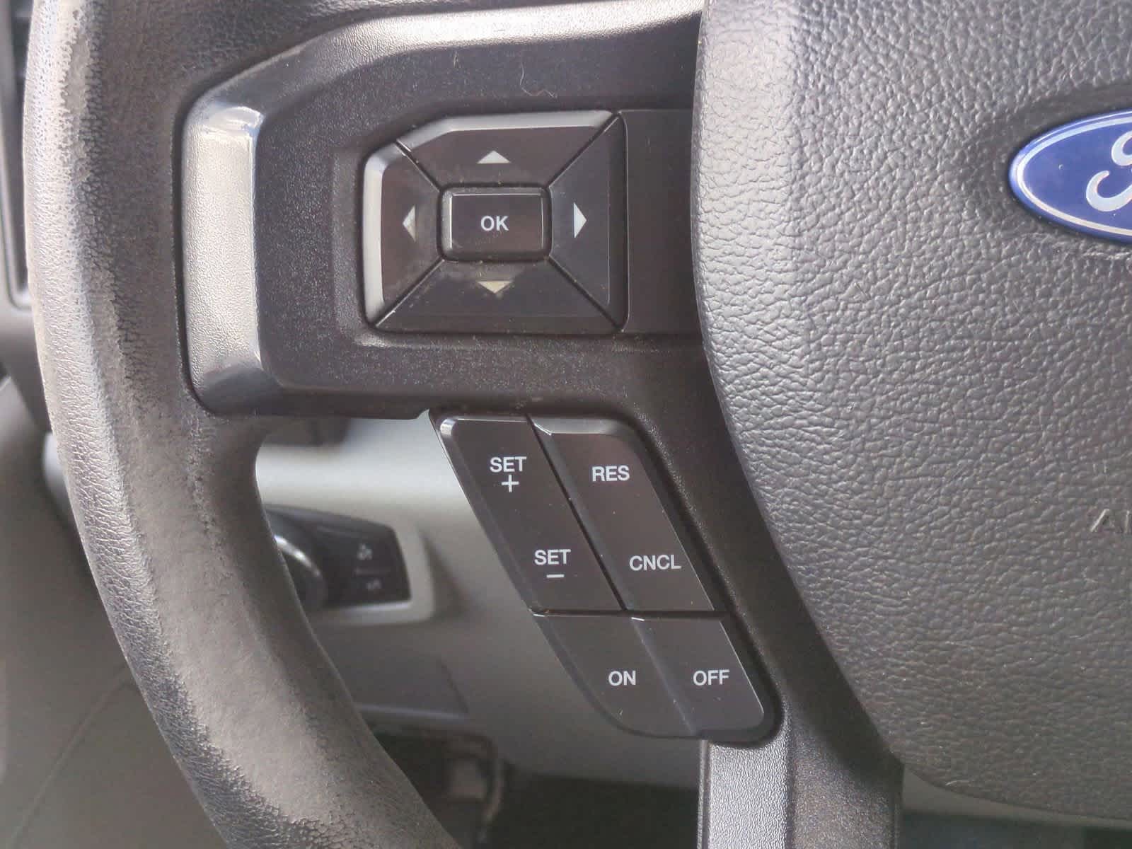 Thumbnail: 2019 Ford Econoline - 23