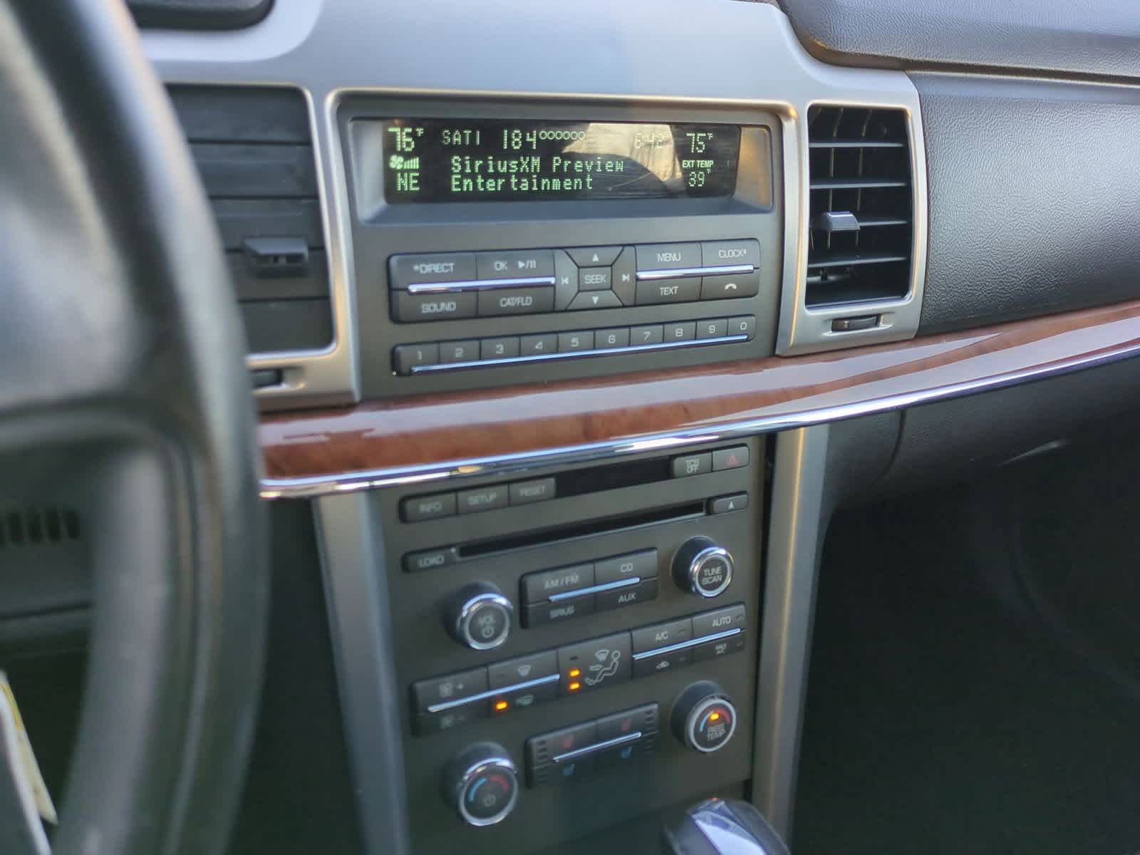 Thumbnail: 2012 Lincoln MKZ - 26