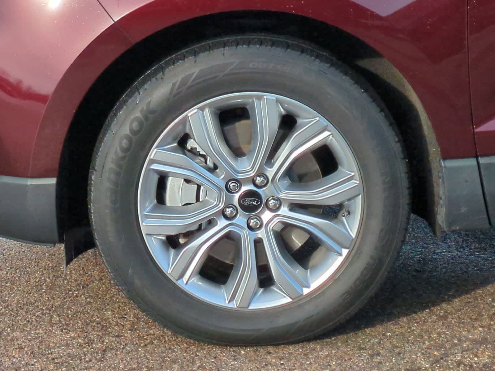 Thumbnail: 2023 Ford Edge - 14