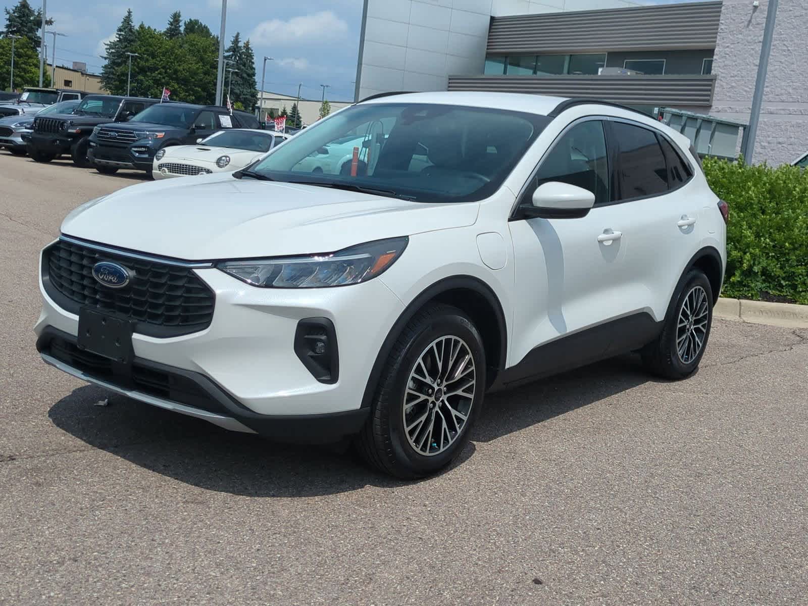 Thumbnail: 2024 Ford Escape - 4