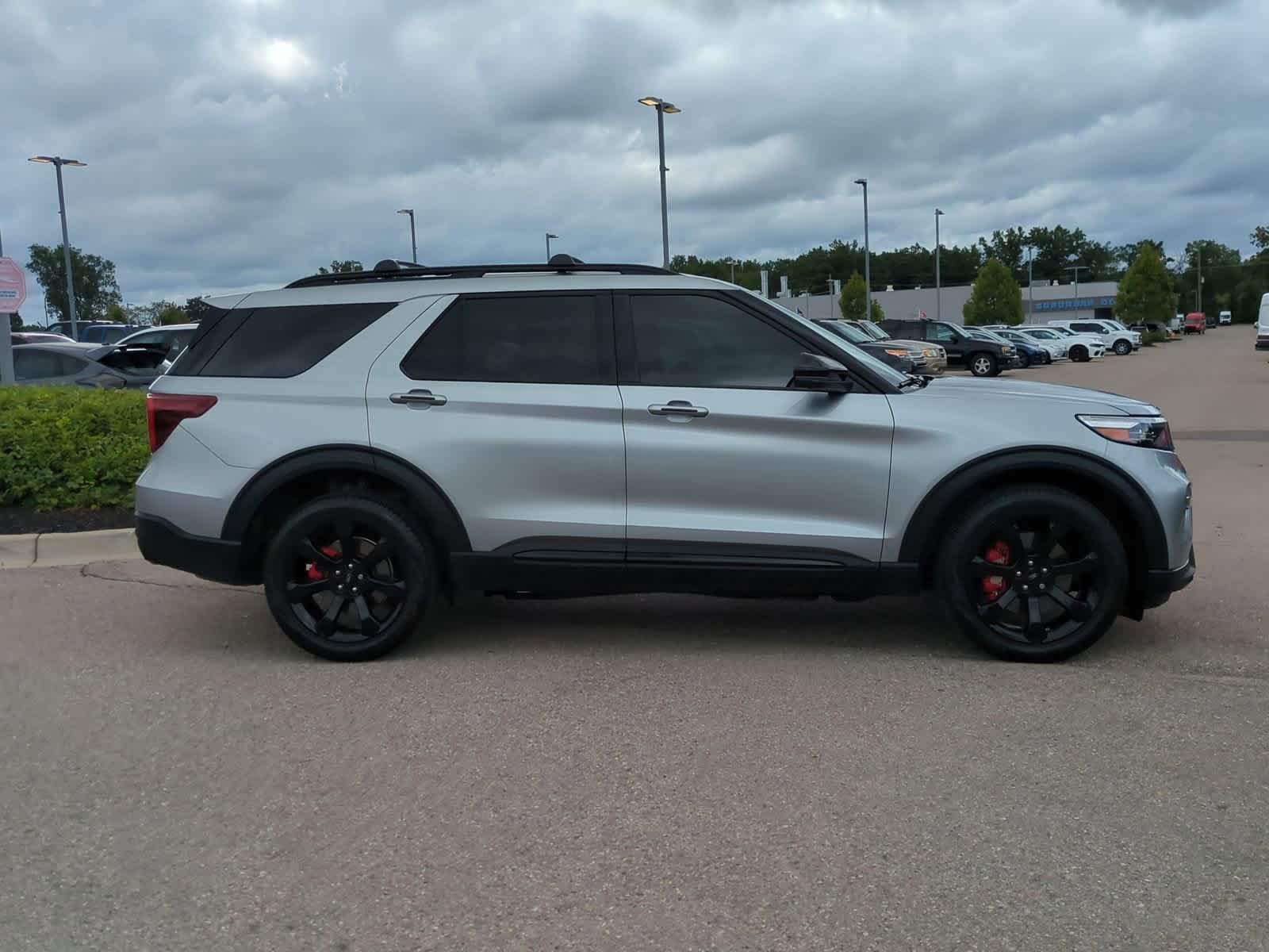 Thumbnail: 2023 Ford Explorer - 9