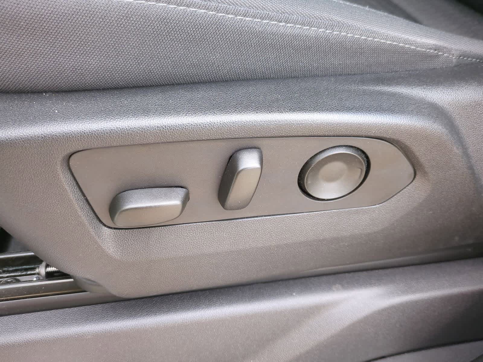 2023 Chevrolet Silverado 1500 RST 17