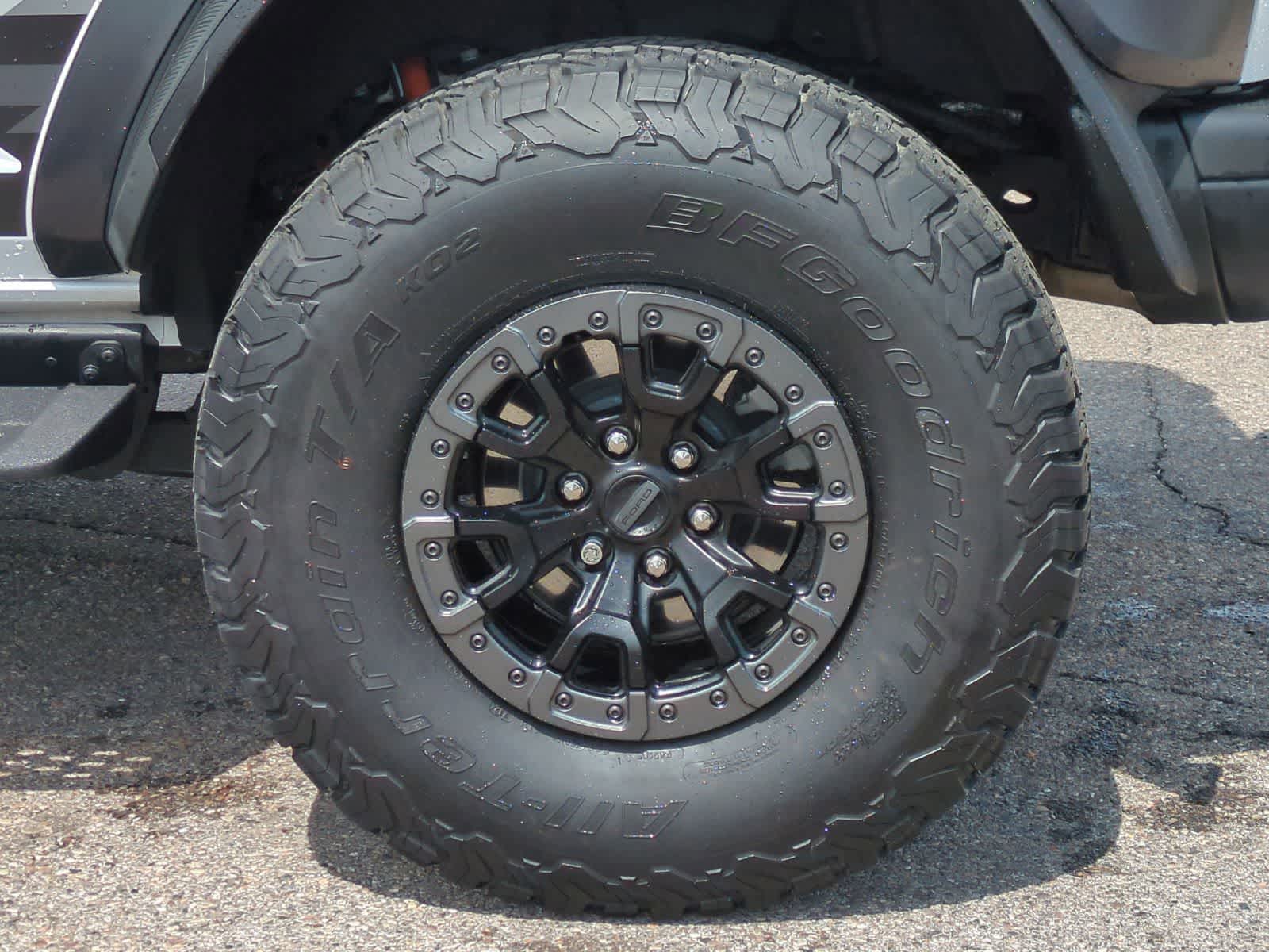 Thumbnail: 2024 Ford Bronco - 14