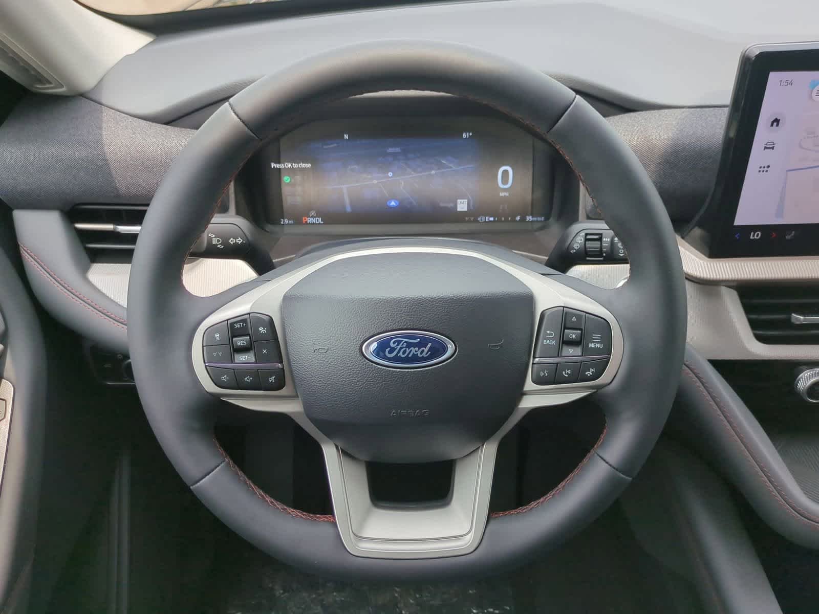 2025 Ford Explorer Active 22