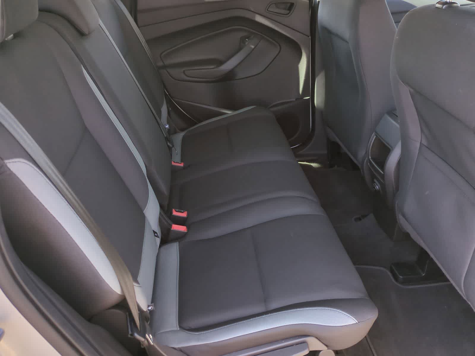 Thumbnail: 2016 Ford Escape - 20