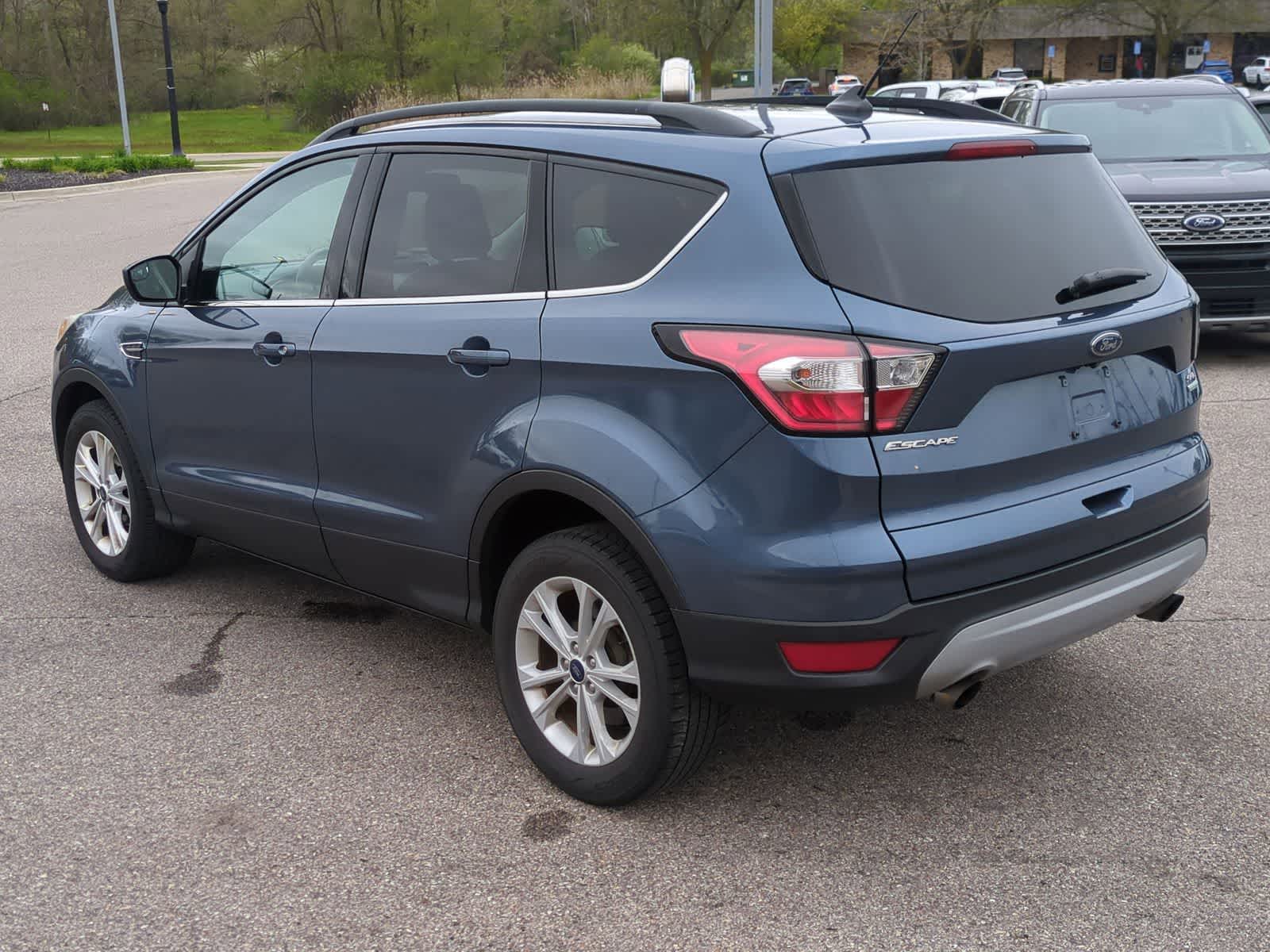 Thumbnail: 2018 Ford Escape - 6