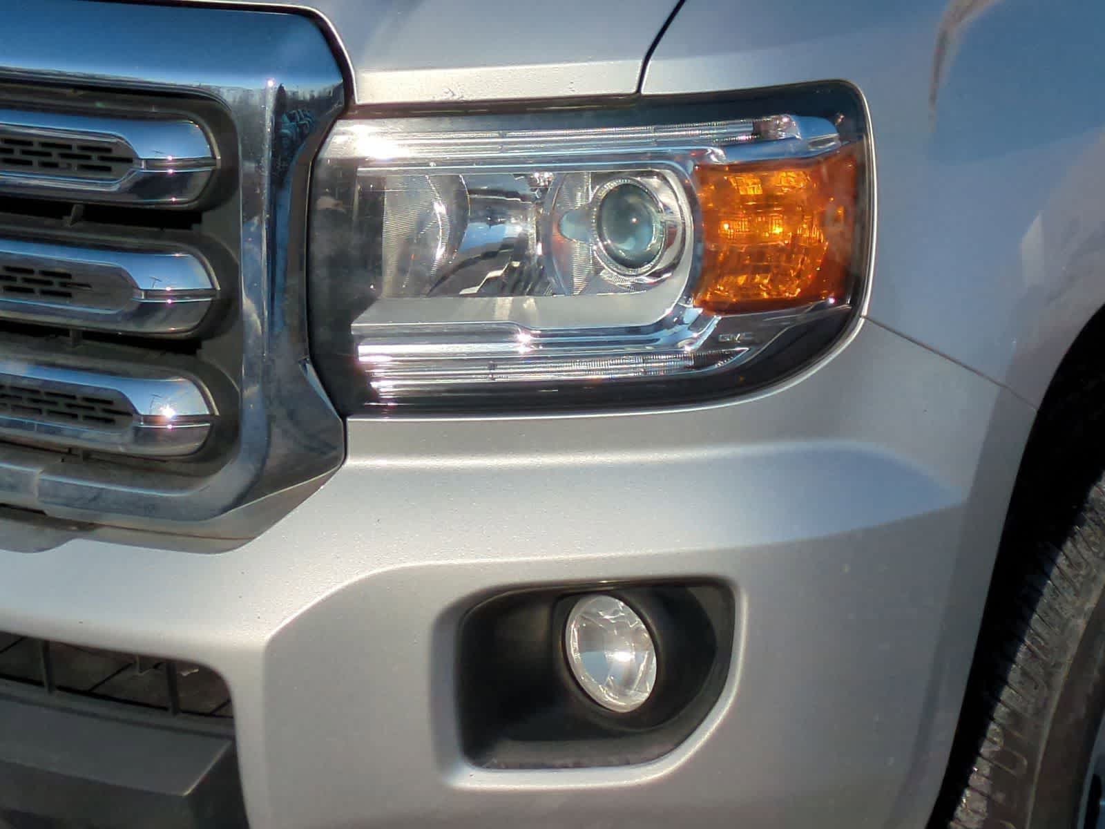 Thumbnail: 2015 GMC Canyon - 11