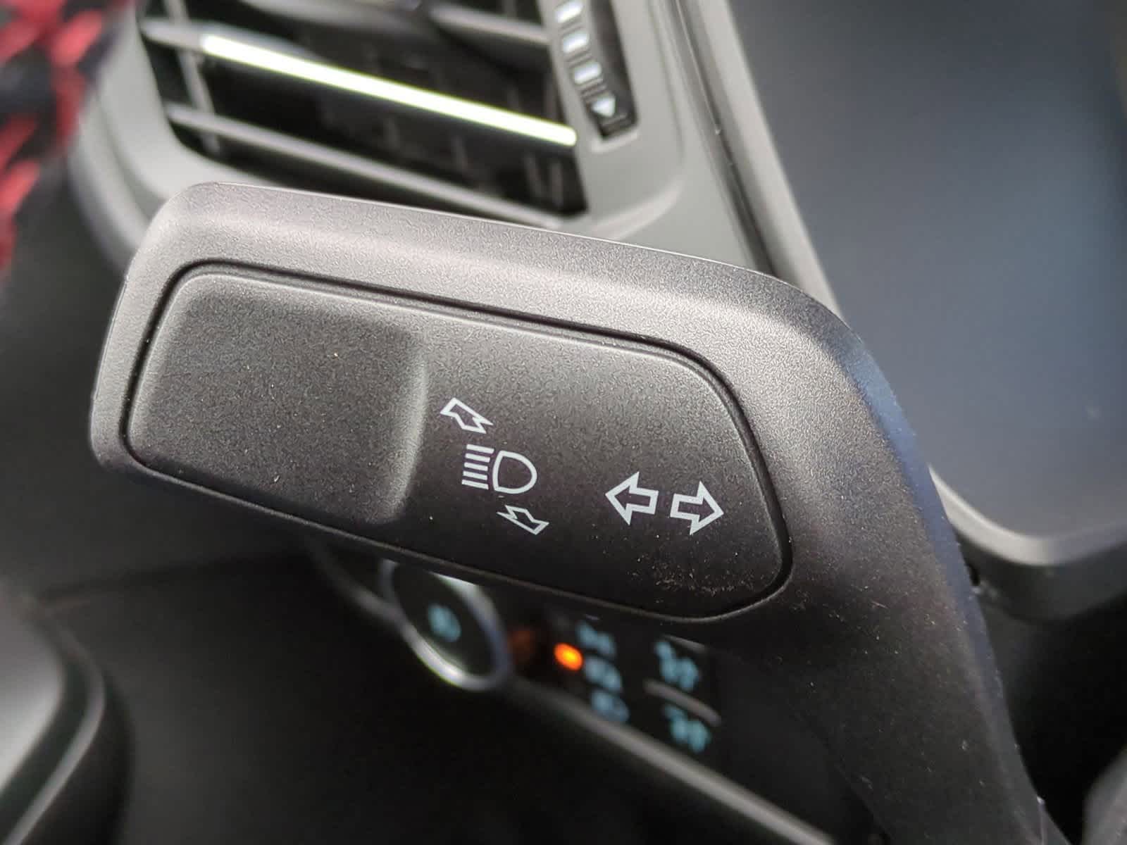2025 Ford Escape ST-Line Elite 28