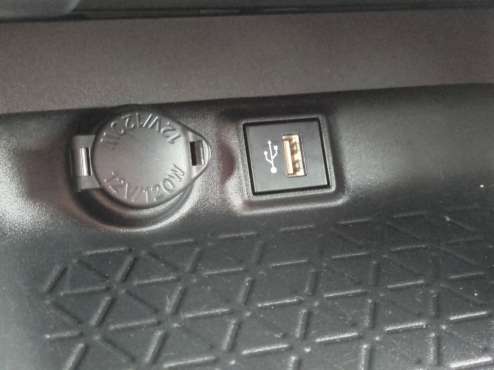 Thumbnail: 2023 Toyota RAV4 - 30