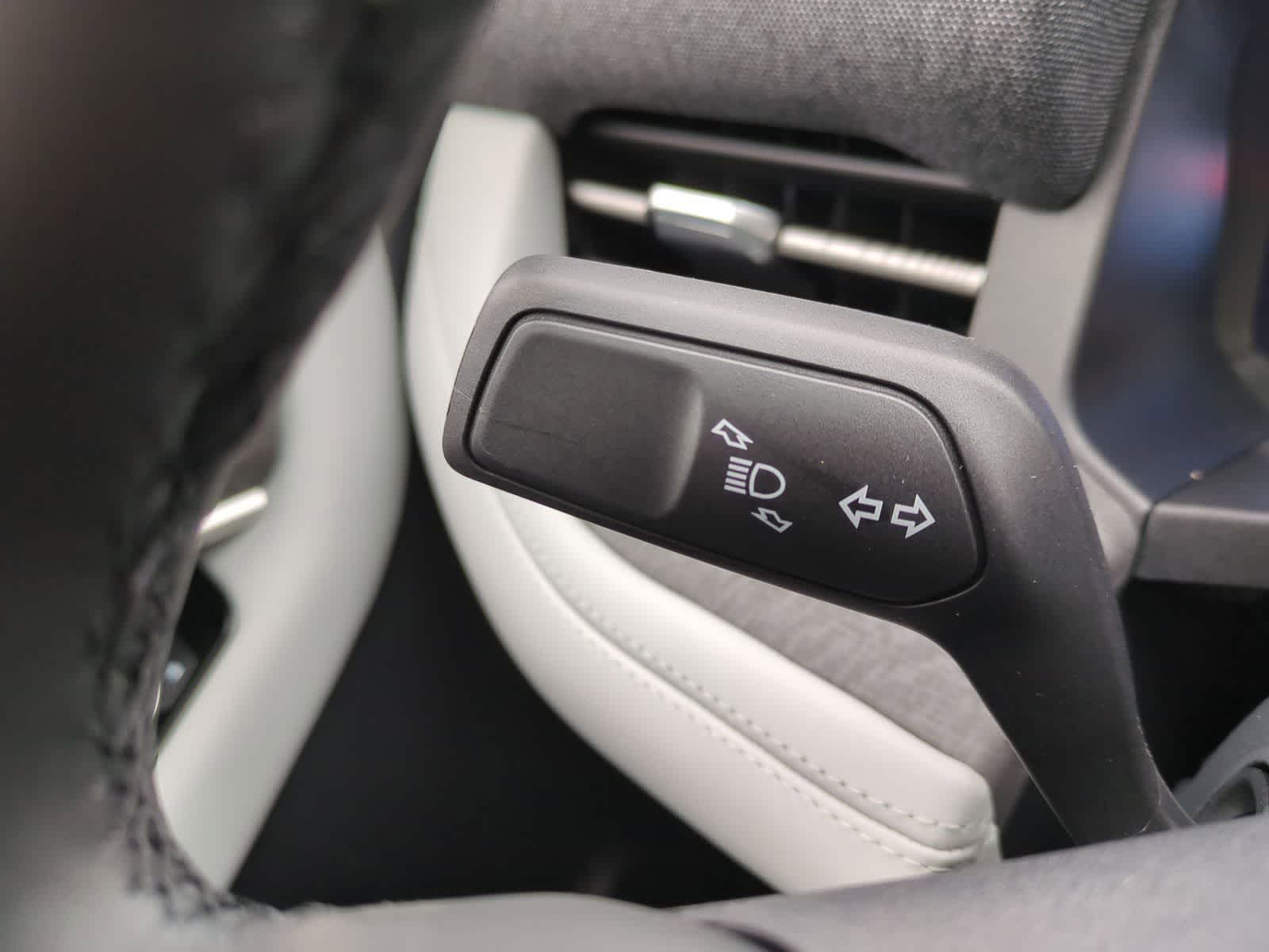 Thumbnail: 2026 Ford Explorer - 28