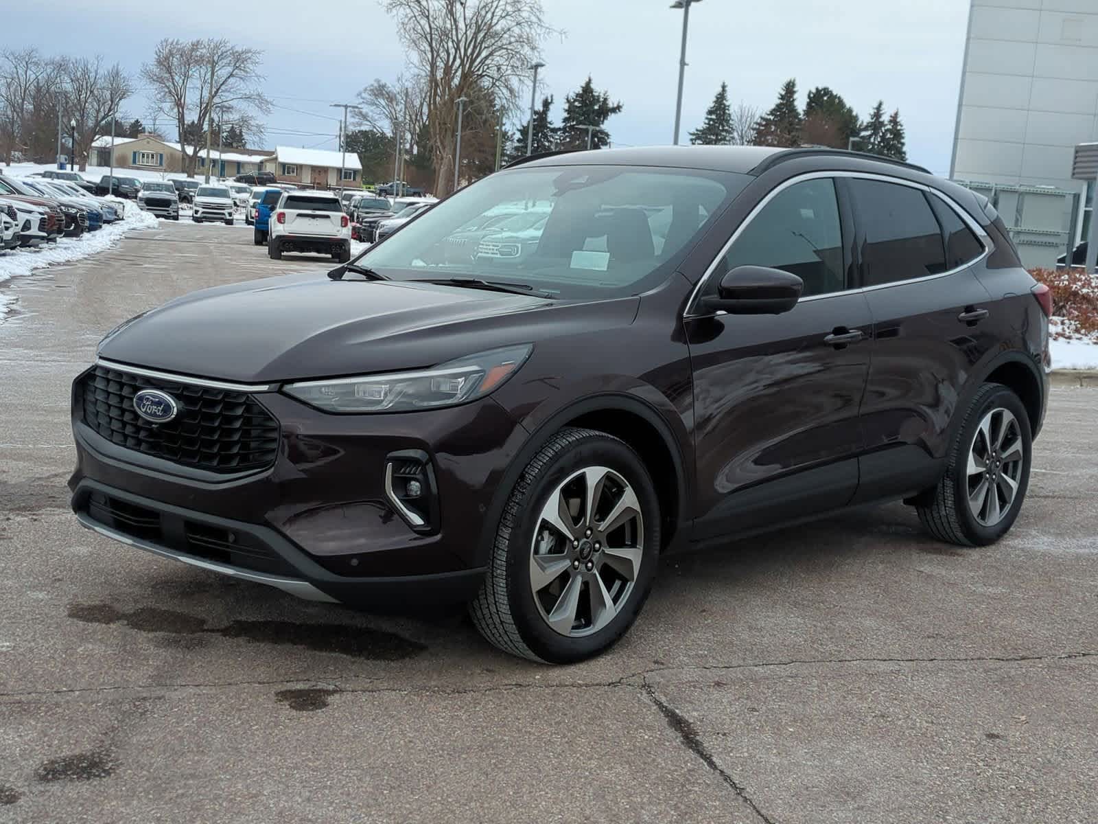 Thumbnail: 2023 Ford Escape - 4