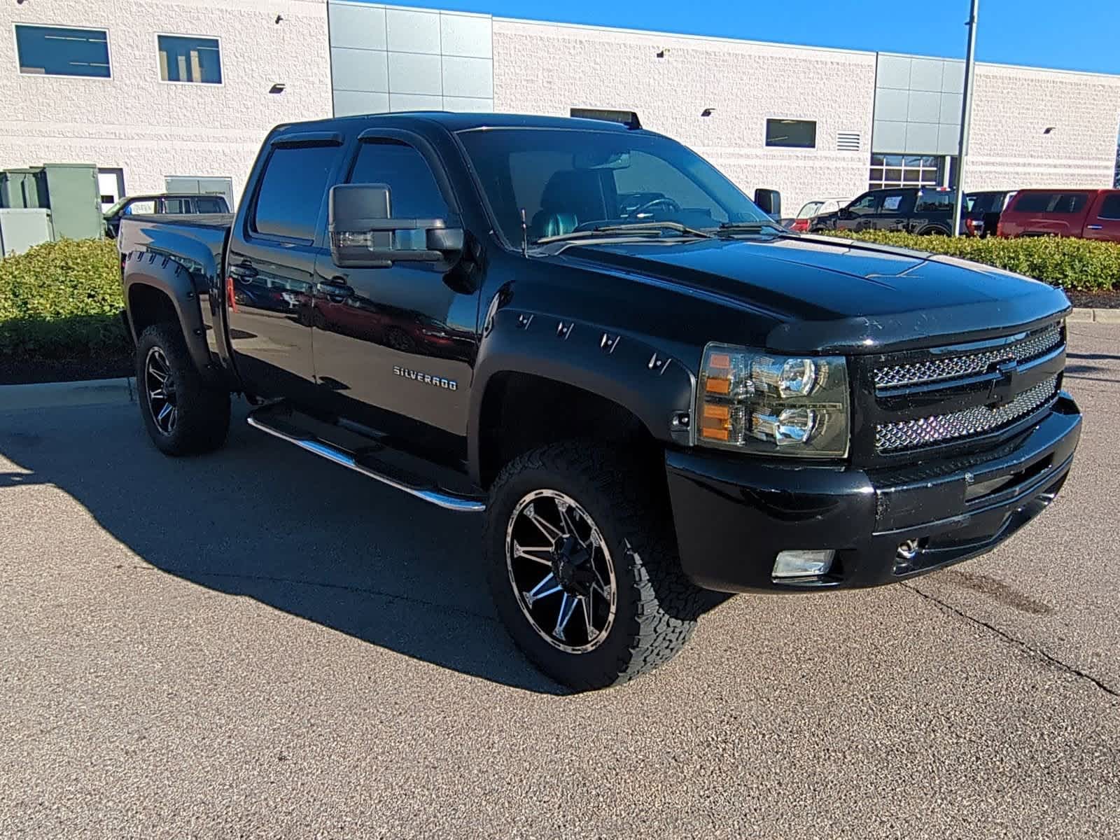 Thumbnail: 2011 Chevrolet Silverado 1500 - 2