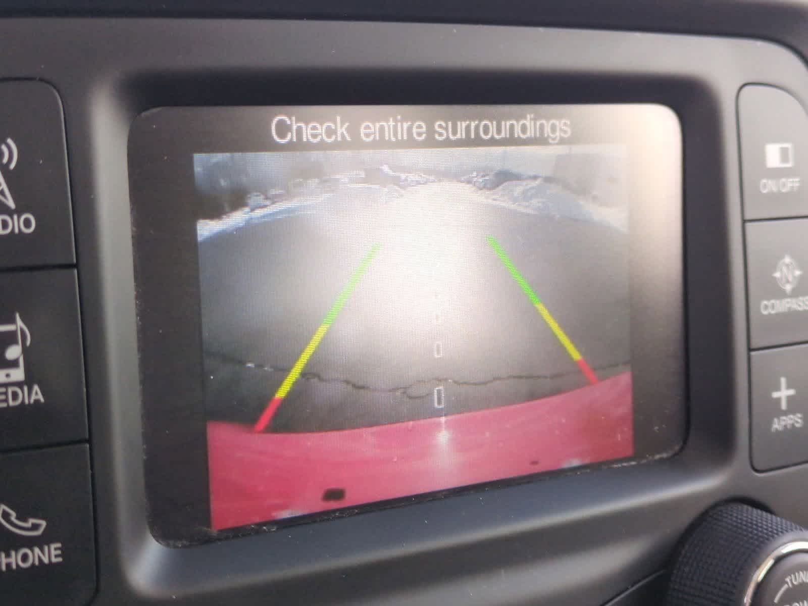 Thumbnail: 2017 Jeep Renegade - 28