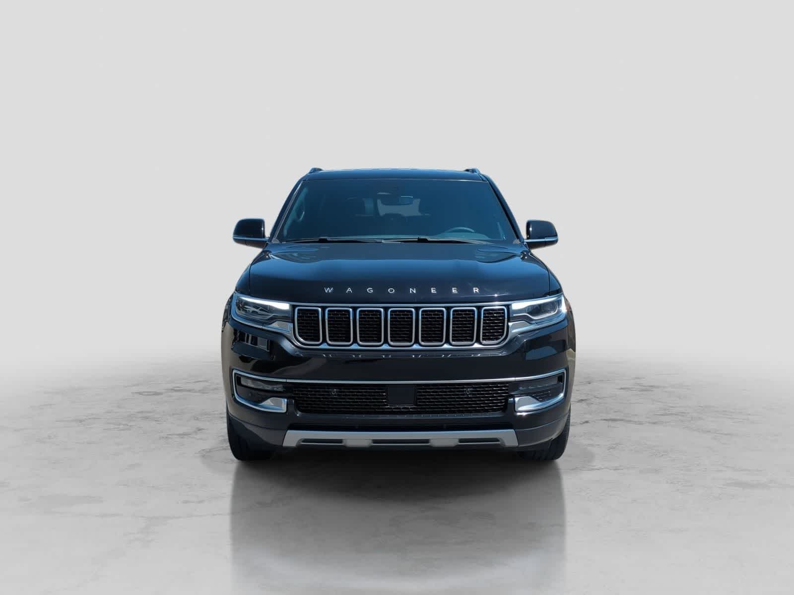 Thumbnail: 2022 Jeep Wagoneer - 3