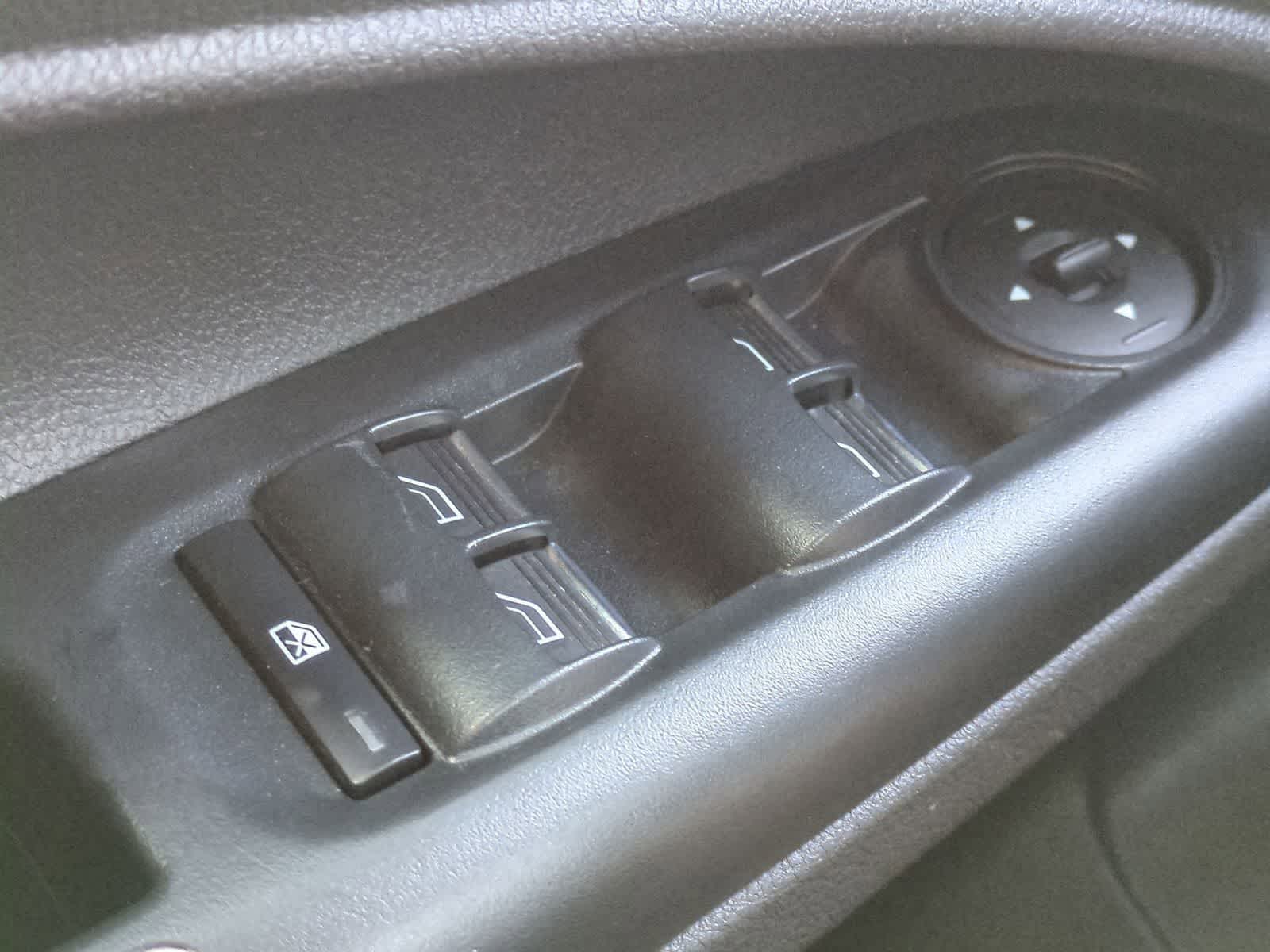 Thumbnail: 2018 Ford Transit Series - 28