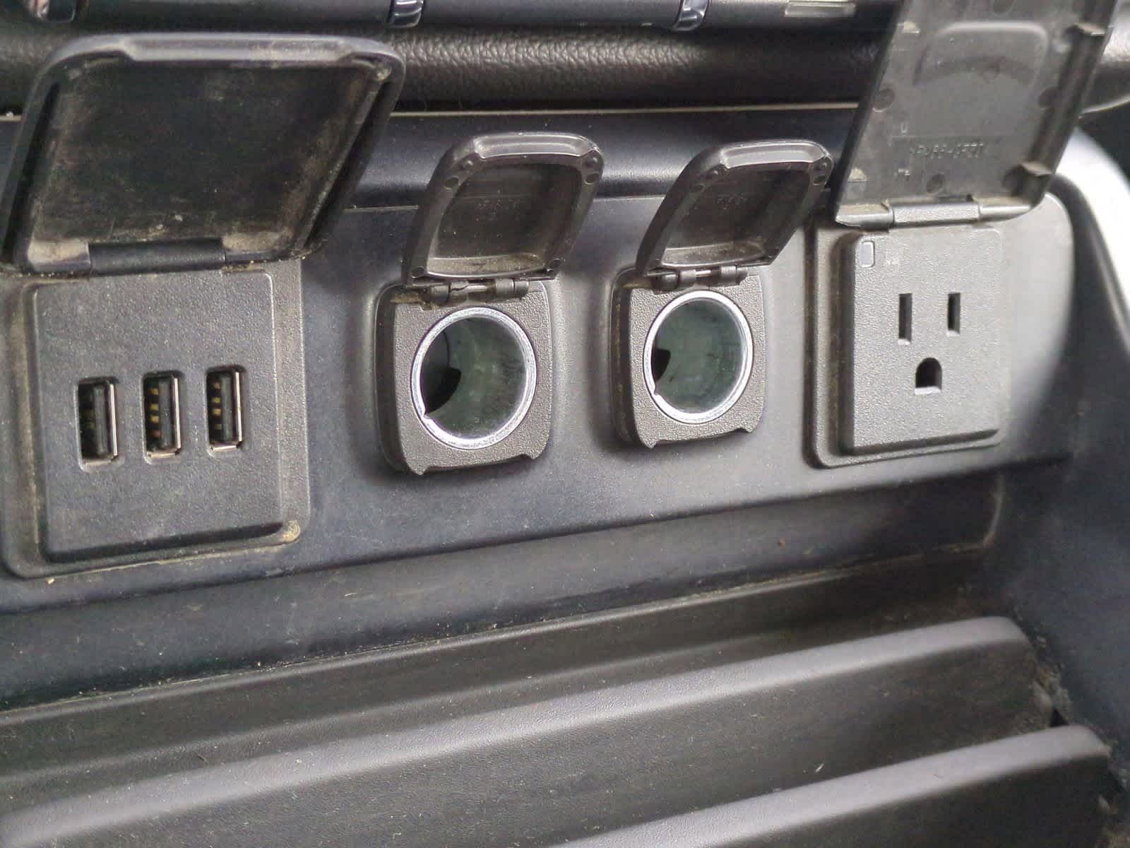 Thumbnail: 2015 GMC Sierra 1500 - 31
