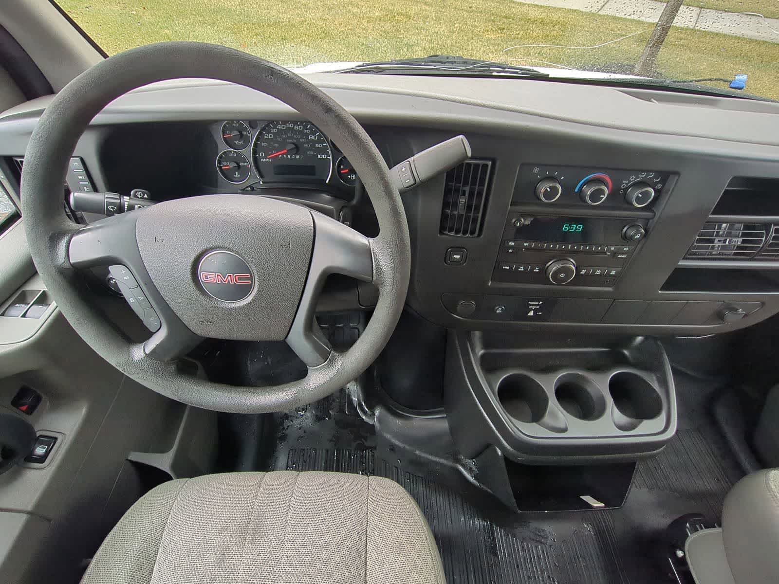 Thumbnail: 2013 GMC Savana - 14