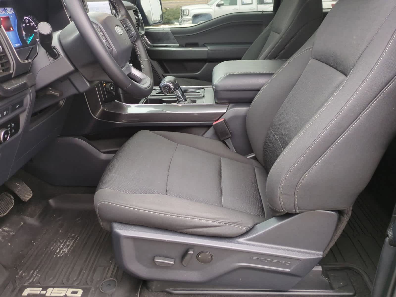 Thumbnail: 2023 Ford F-150 - 16