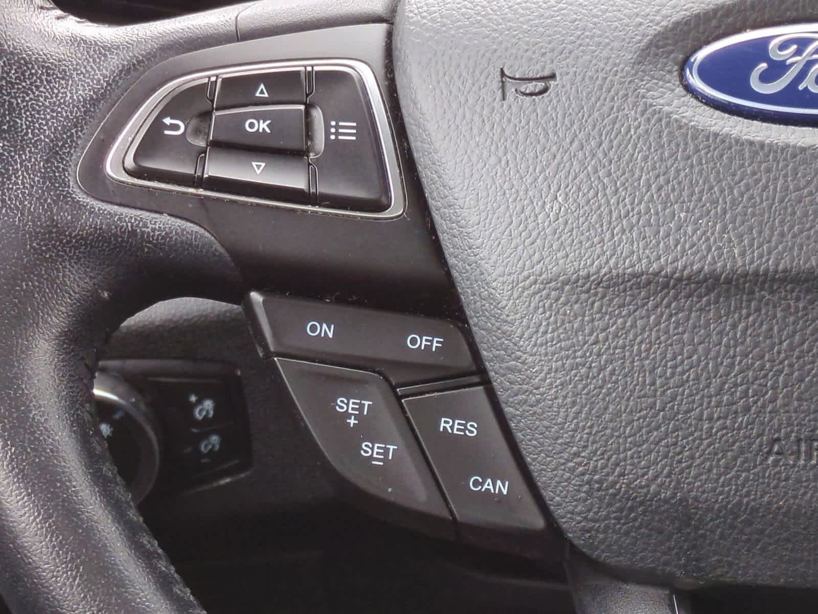 Thumbnail: 2019 Ford EcoSport - 25