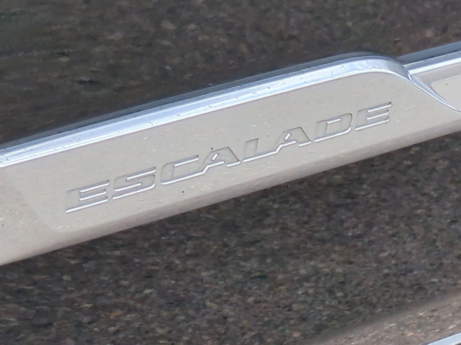 Thumbnail: 2015 Cadillac Escalade - 13