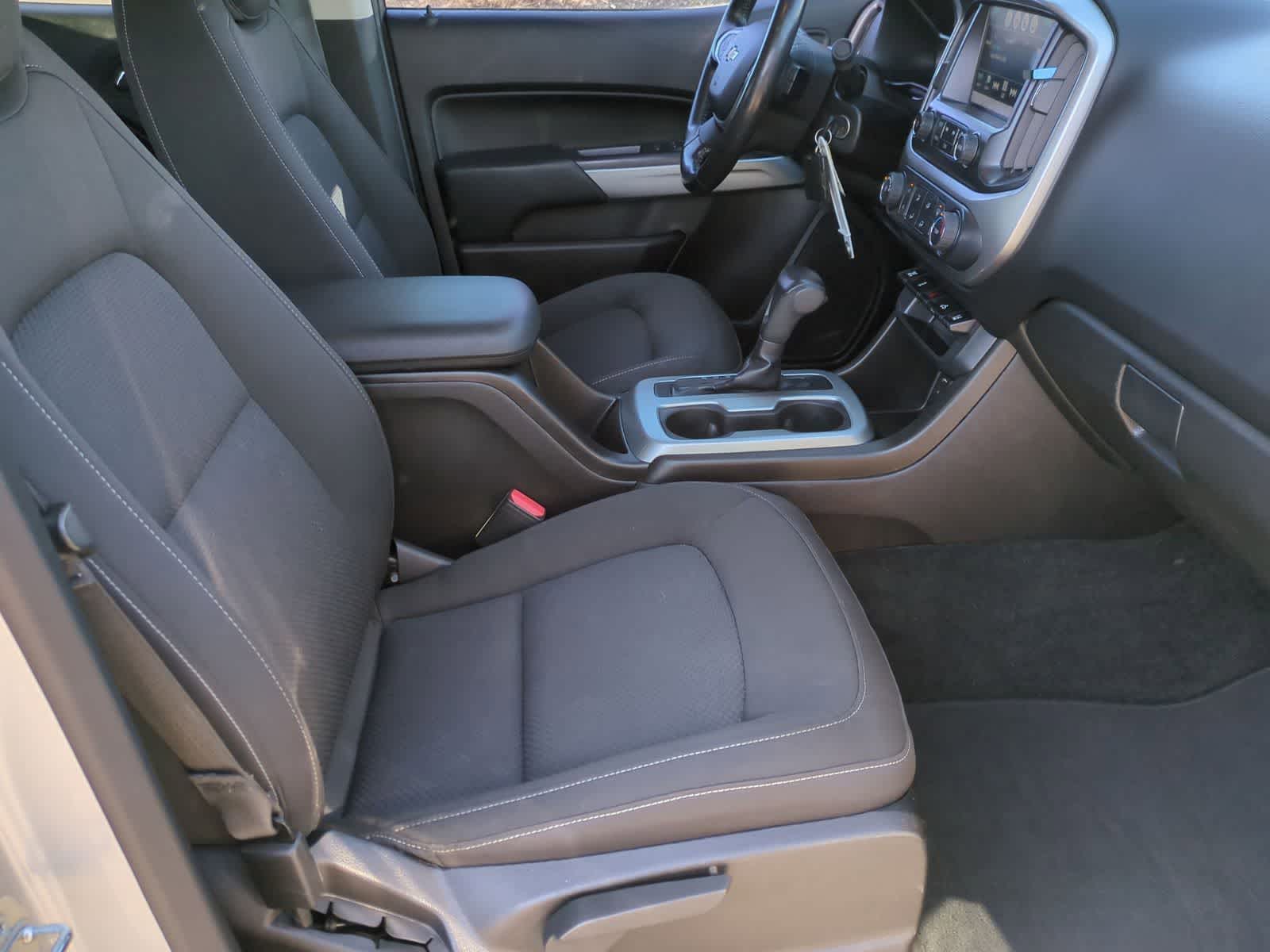 Thumbnail: 2016 Chevrolet Colorado - 21